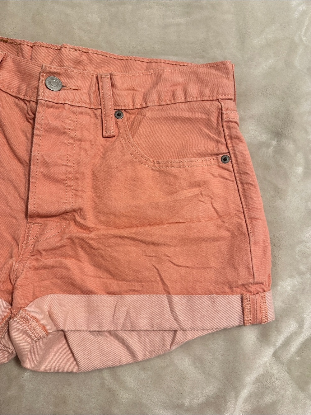 Levi’s Strauss & Co Pink Denim 501’s Shorts Size 28W Women’s - Picture 2 of 8